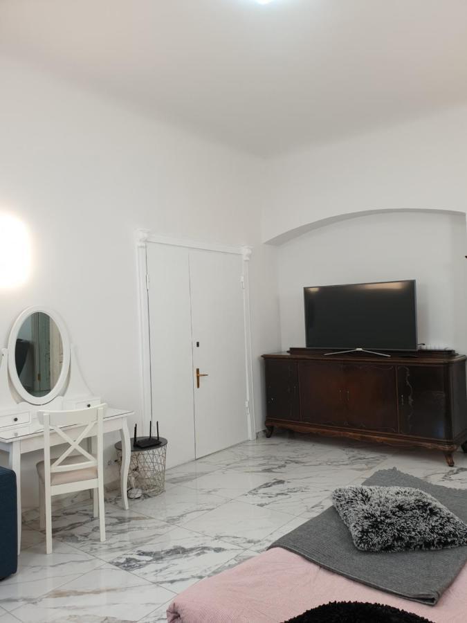 Riga Center Apartment In Old Town Esterno foto