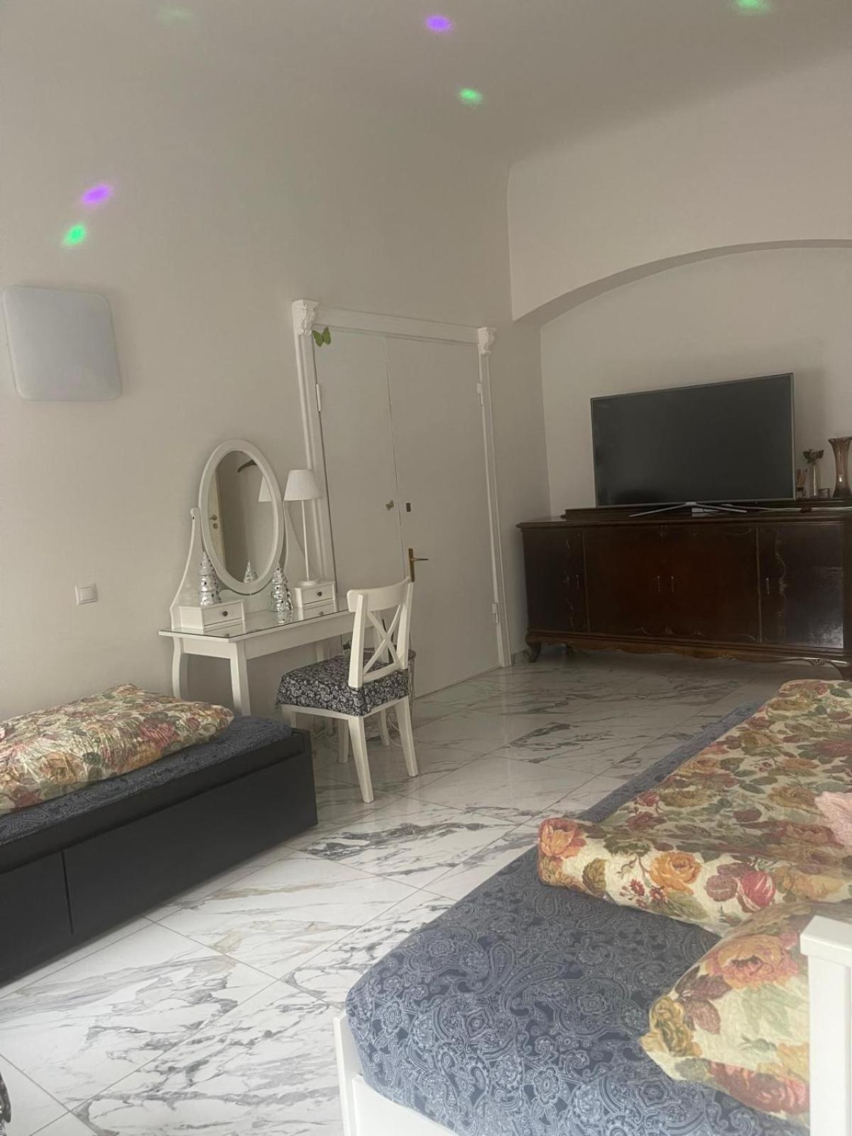 Riga Center Apartment In Old Town Esterno foto